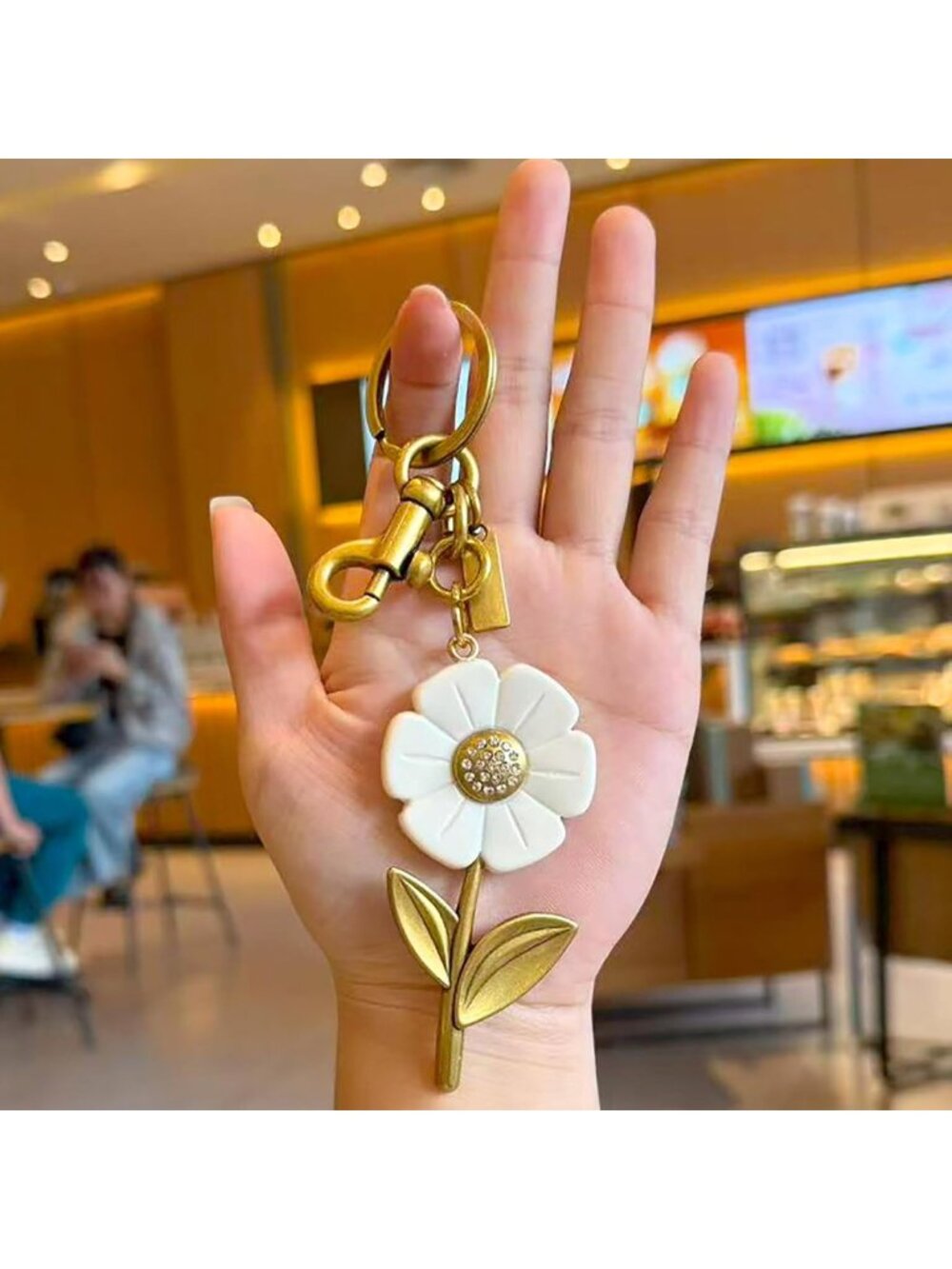 Chic Purse Charm Keychain for Women | Stylish Bag Accessory & Gift Idea - Picture 4 of 5